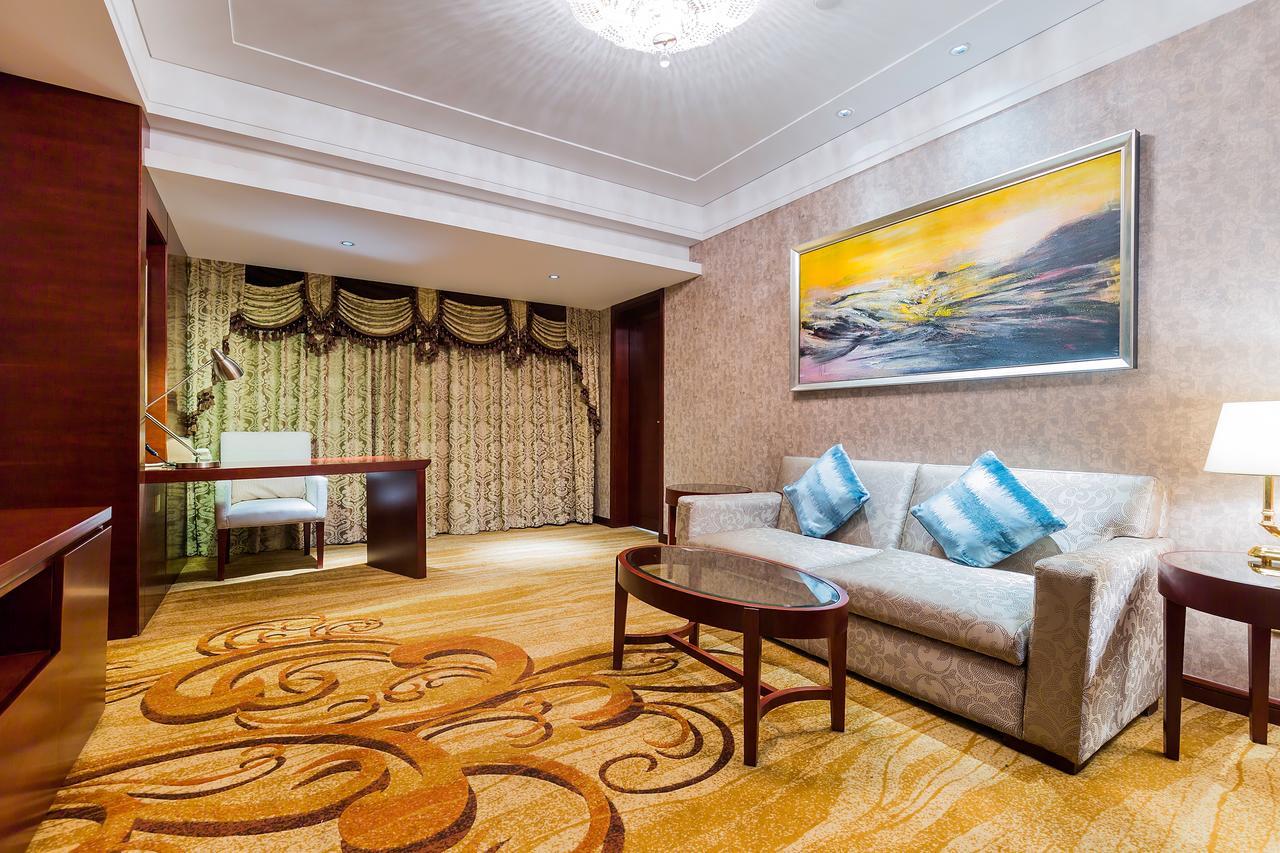 Northyorker Hotel Service Apartment Shenyang Exteriör bild
